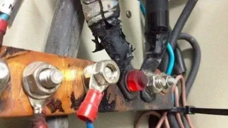 Почему греется нулевой провод и опасно ли это
