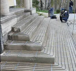 Как сделать подогрев дорожек и ступеней греющим кабелем?