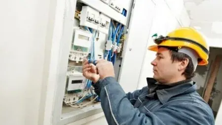 Чем грозит превышение максимальной мощности электроэнергии?