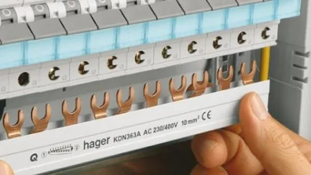 Зачем подключать автоматы через гребенку и как это сделать правильно?